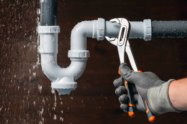 Professional Plumbing technician working in Timpson, TX